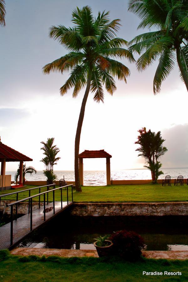 Paradise Resort Kumarakom Luaran gambar