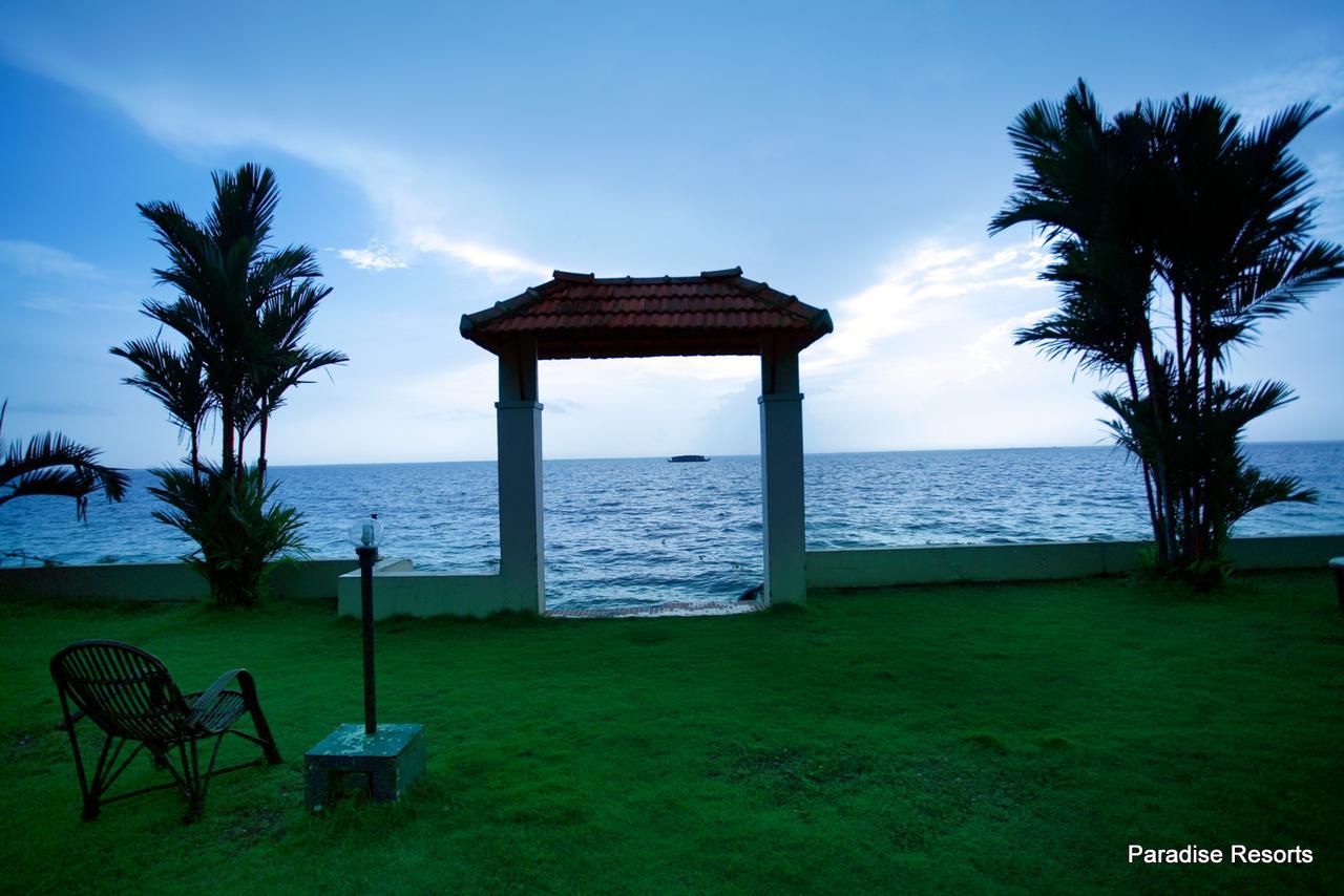 Paradise Resort Kumarakom Luaran gambar