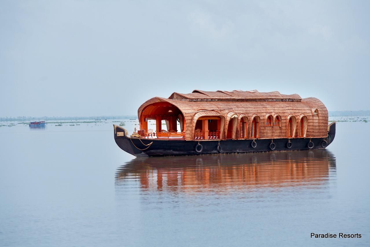 Paradise Resort Kumarakom Luaran gambar