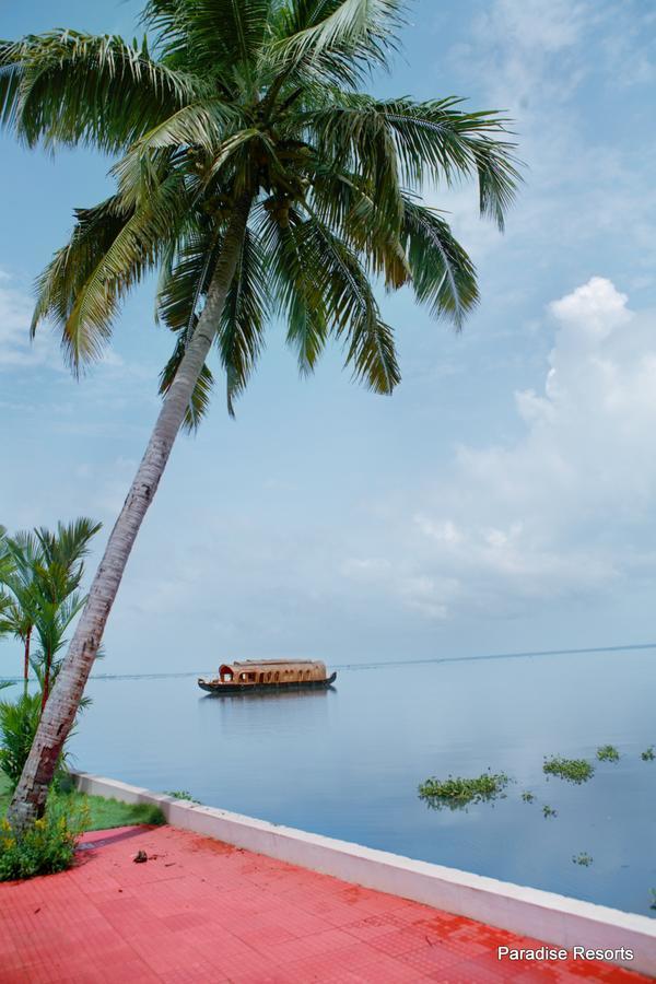 Paradise Resort Kumarakom Luaran gambar