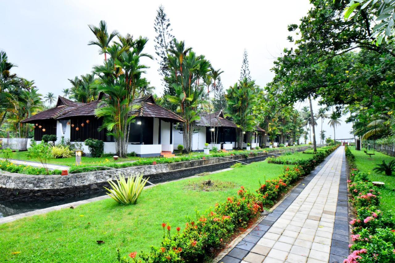 Paradise Resort Kumarakom Luaran gambar